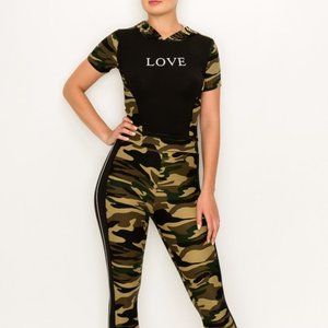 2 PC CROP CAMOUFLAGE HOODIE LEGGINGS SET